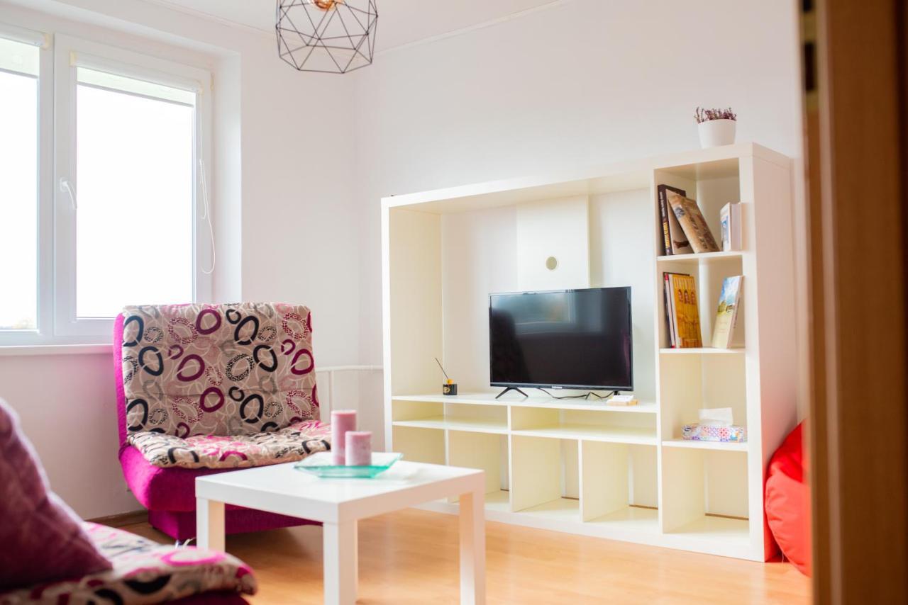 Centro Apartamentai Naujoji Akmene エクステリア 写真